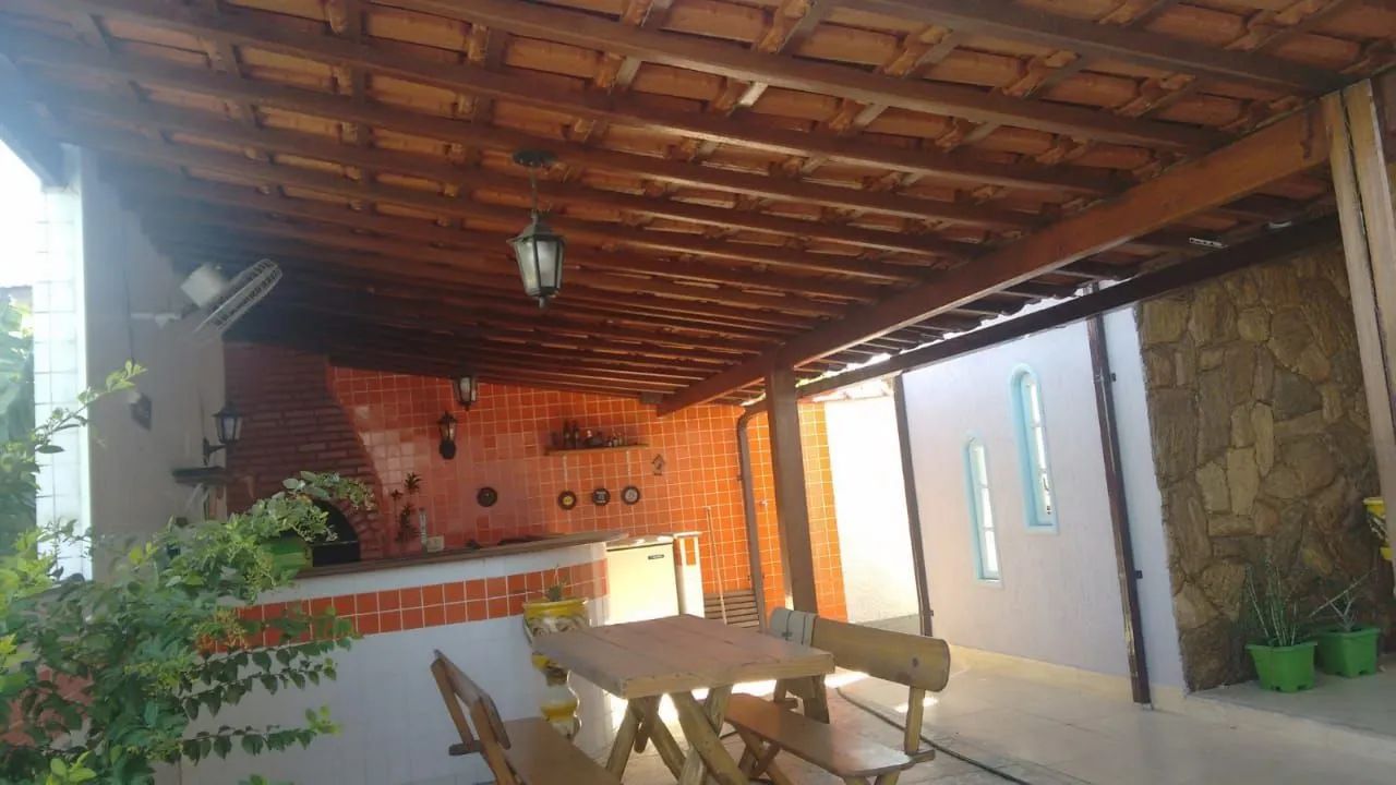 ALUGO CASA COM 2 SUÍTES  - Foto 4