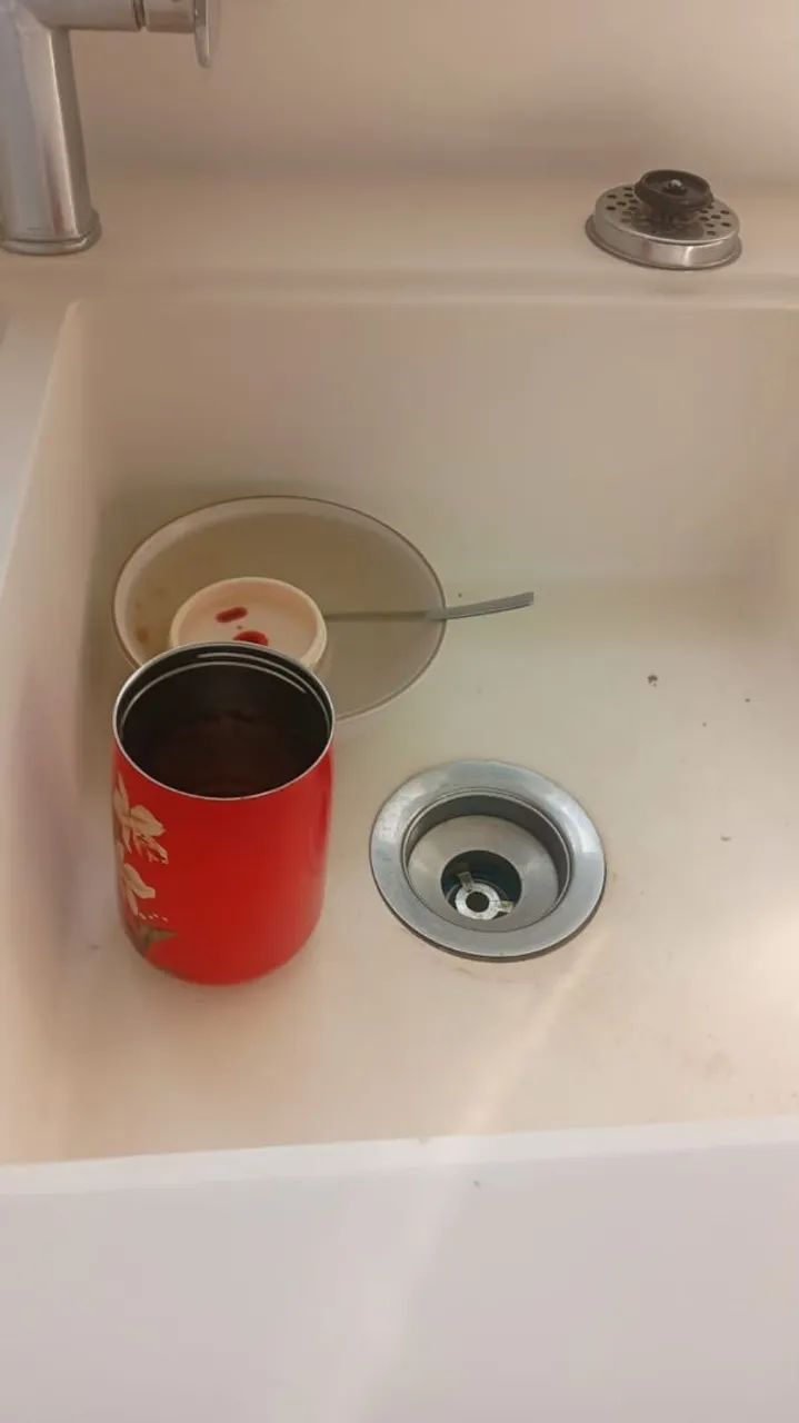 Vendo TV 40 polegadas mas n é smart mas é novinha  quero 400 reais
