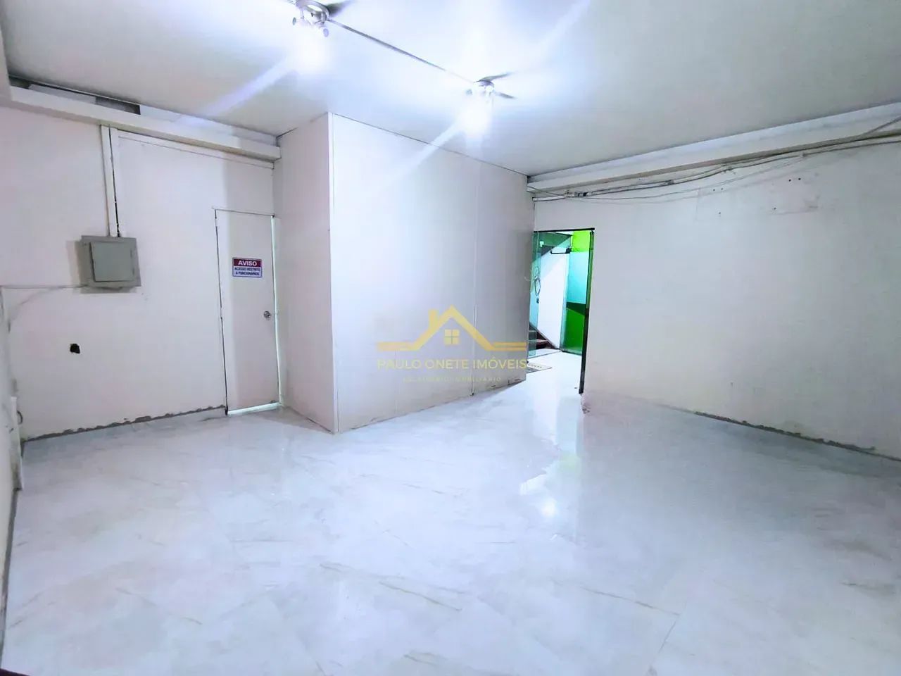 ALUGA-SE  ANDAR COMERCIAL 1° PISO | CENTRO DE MANAUS - Foto 4