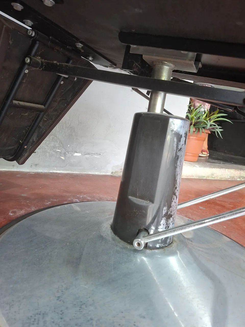 Cadeira de barbeiro - Foto 5