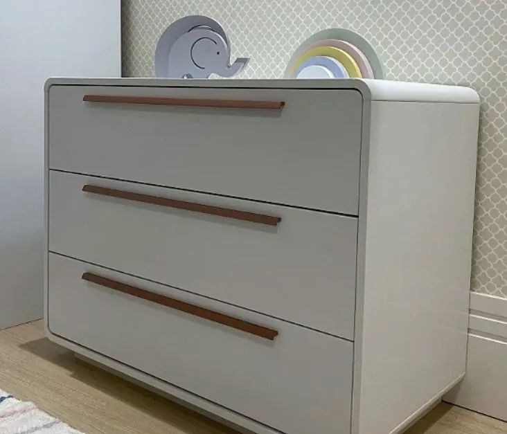 Conjunto completo - berço evolutivo Wave Divicar + cômoda + trocador + colchões + lençóis 