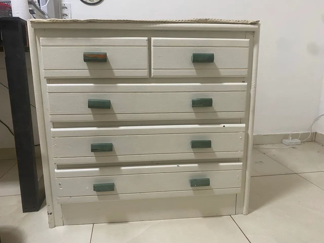 Cômoda de madeira  - Foto 2