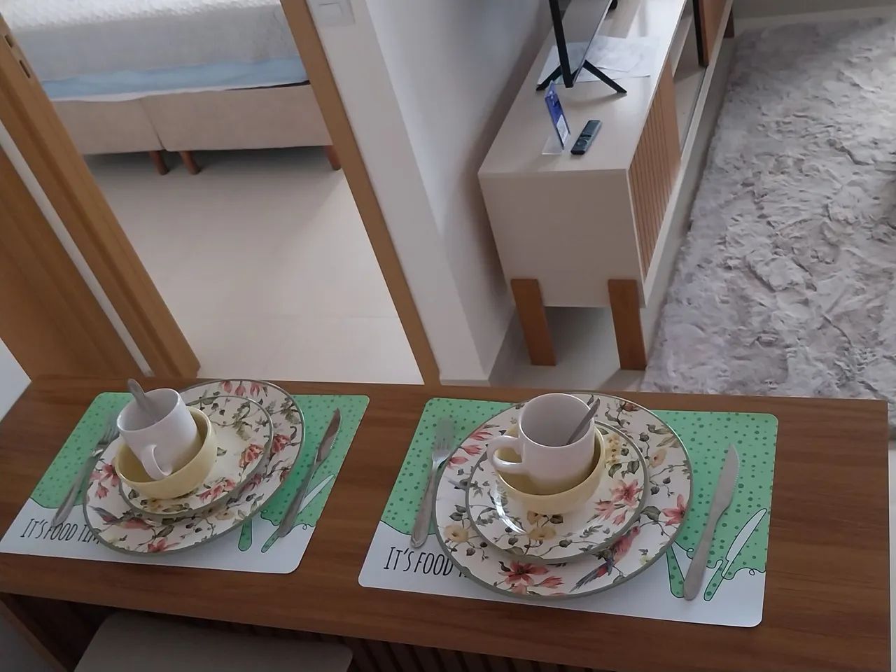 Vendo bancada é duas banquetas - Foto 4