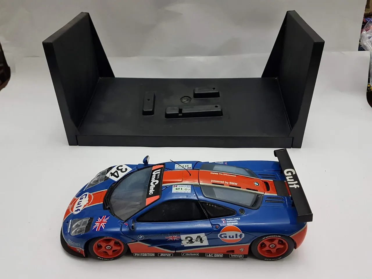 Miniatura 1.18 Porsche 911 Carrera RSR Turbo 2.1 1974 Autoart