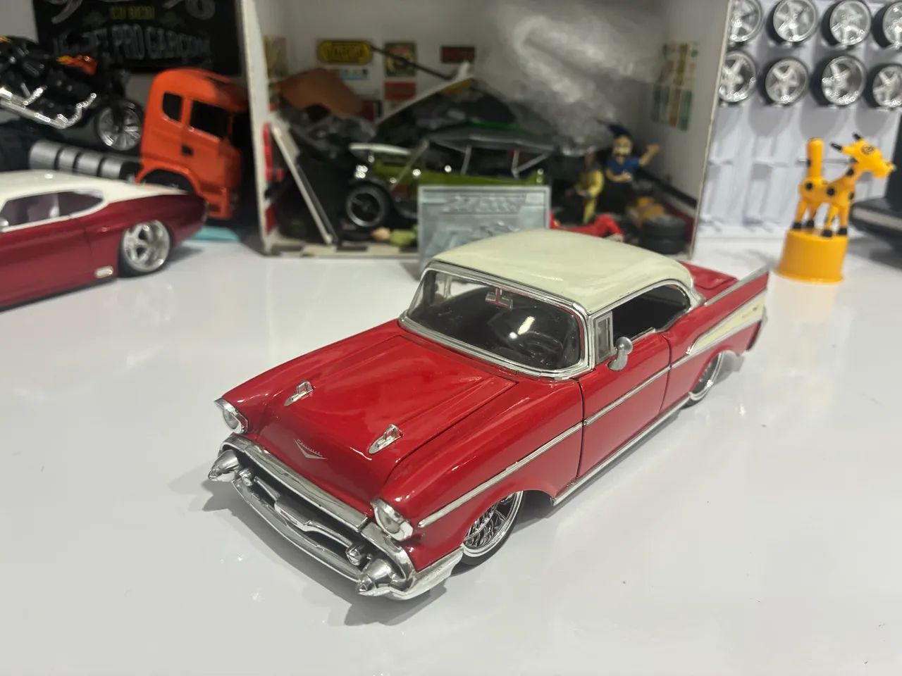 Miniatura bellair vermelho/ teto branco  - Foto 2
