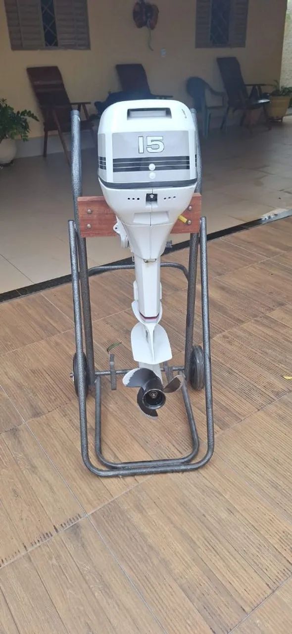 Vendo motor Johnson 15 - Foto 2