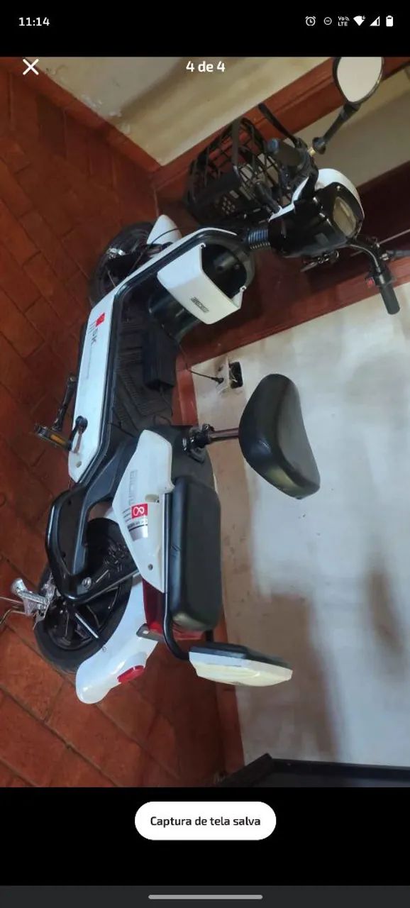Scooter elétrica 