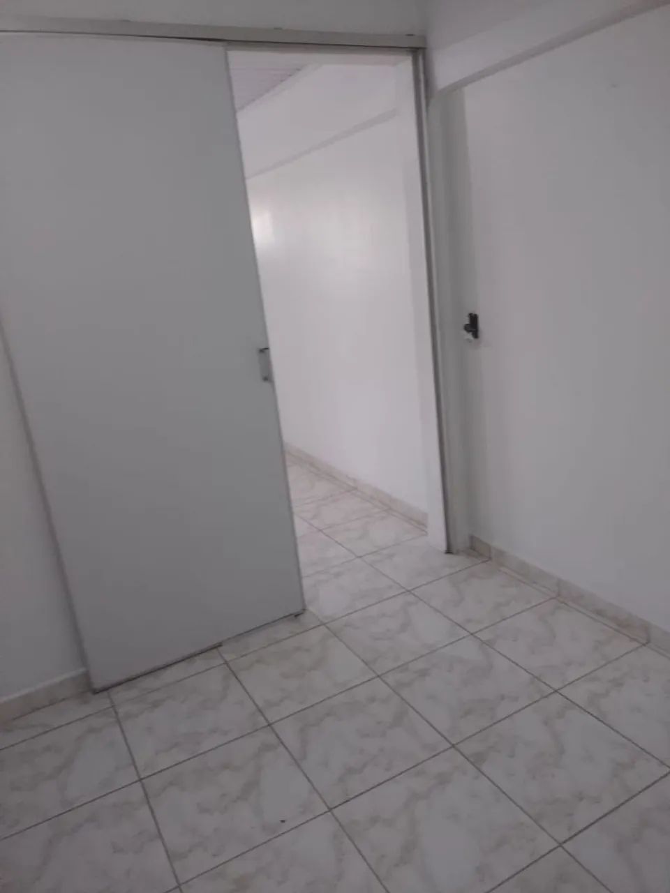 Aluga-se Quitinete - Foto 2