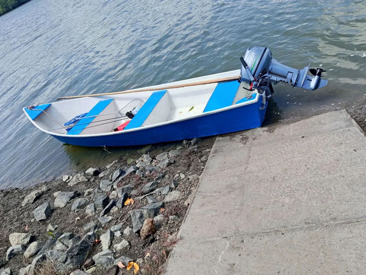 Barco de fibra 
