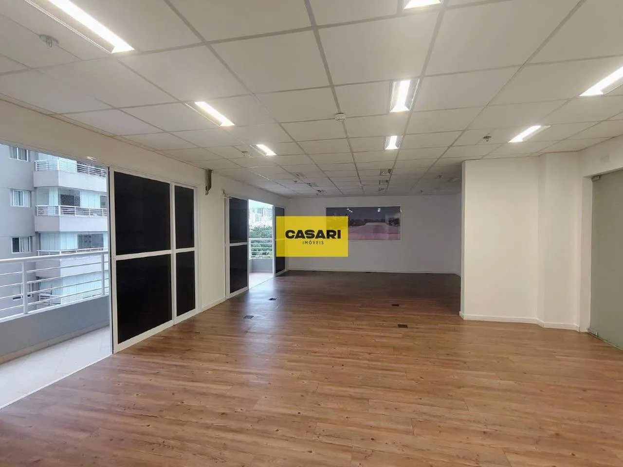 Sala comercial dupla 78 m² com sacada e 2 vagas - São Bernardo do Campo - Foto 3