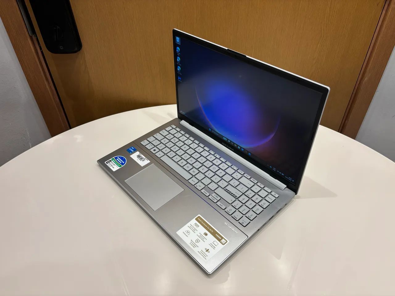 Notebook Asus | i3 12ª | 256GB | 8GB RAM ainda na garantia de