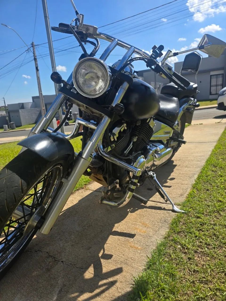 Shadow 750