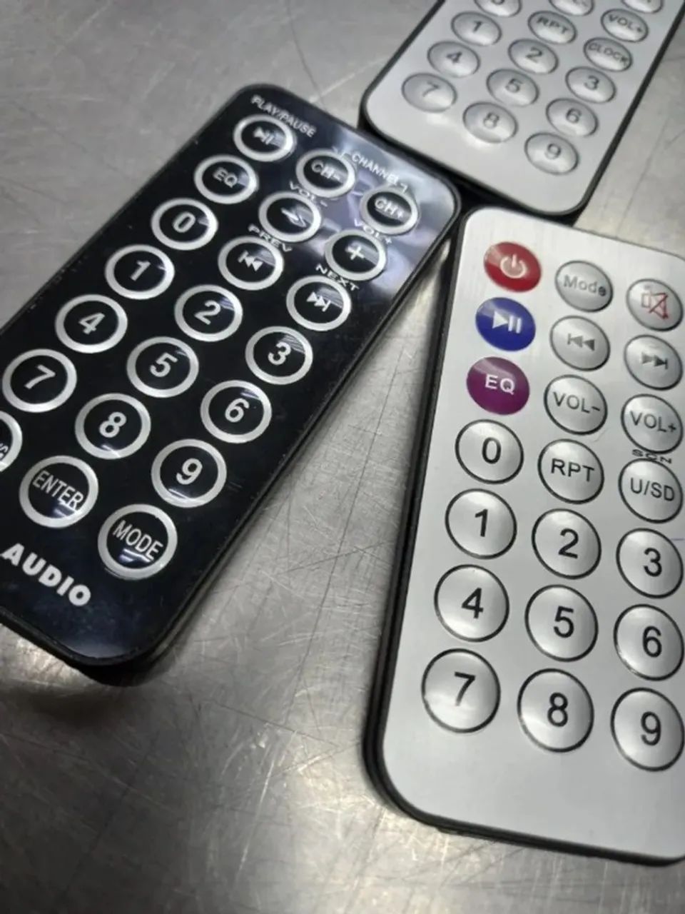 3 Controles Som Universal NOVOS - Foto 4