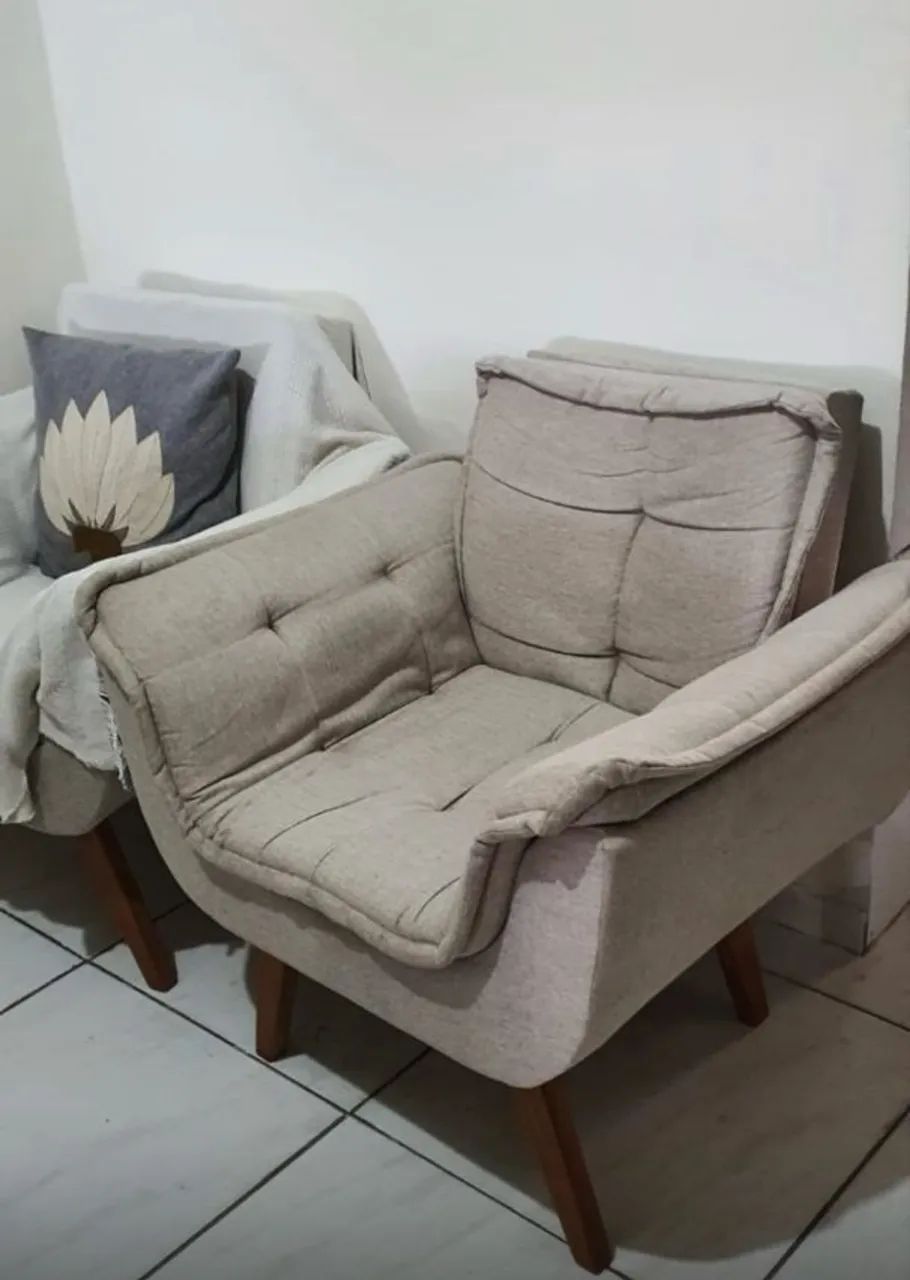 Vendo 2 poltronas 