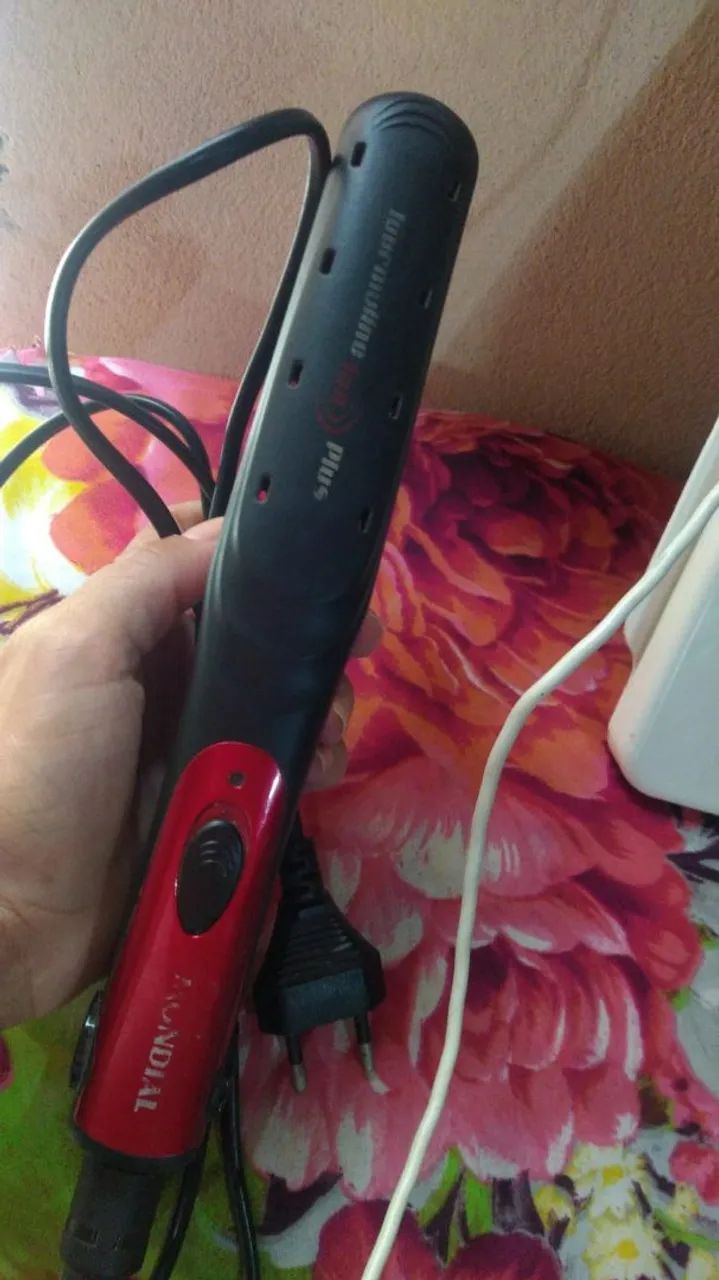 Prancha de cabelo - Foto 2