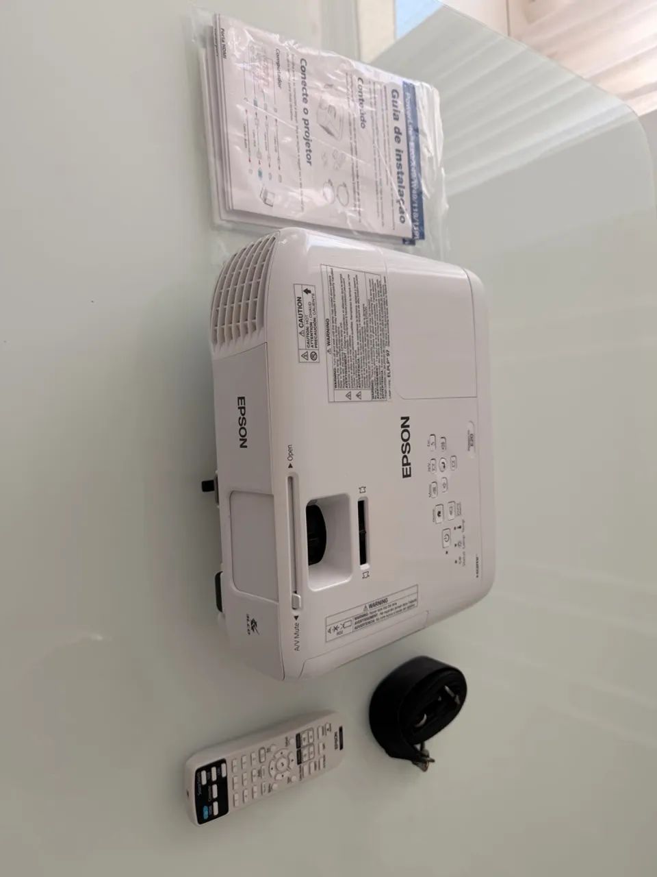 Projetor Epson PowerLite E20 - Foto 2