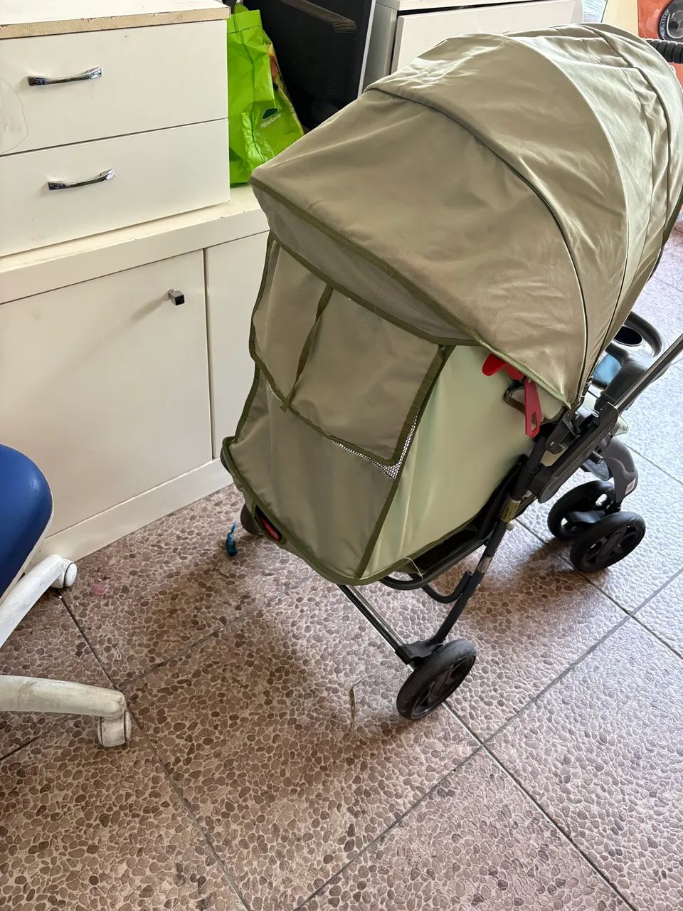 Vende-se carrinho de bebê  - Foto 3