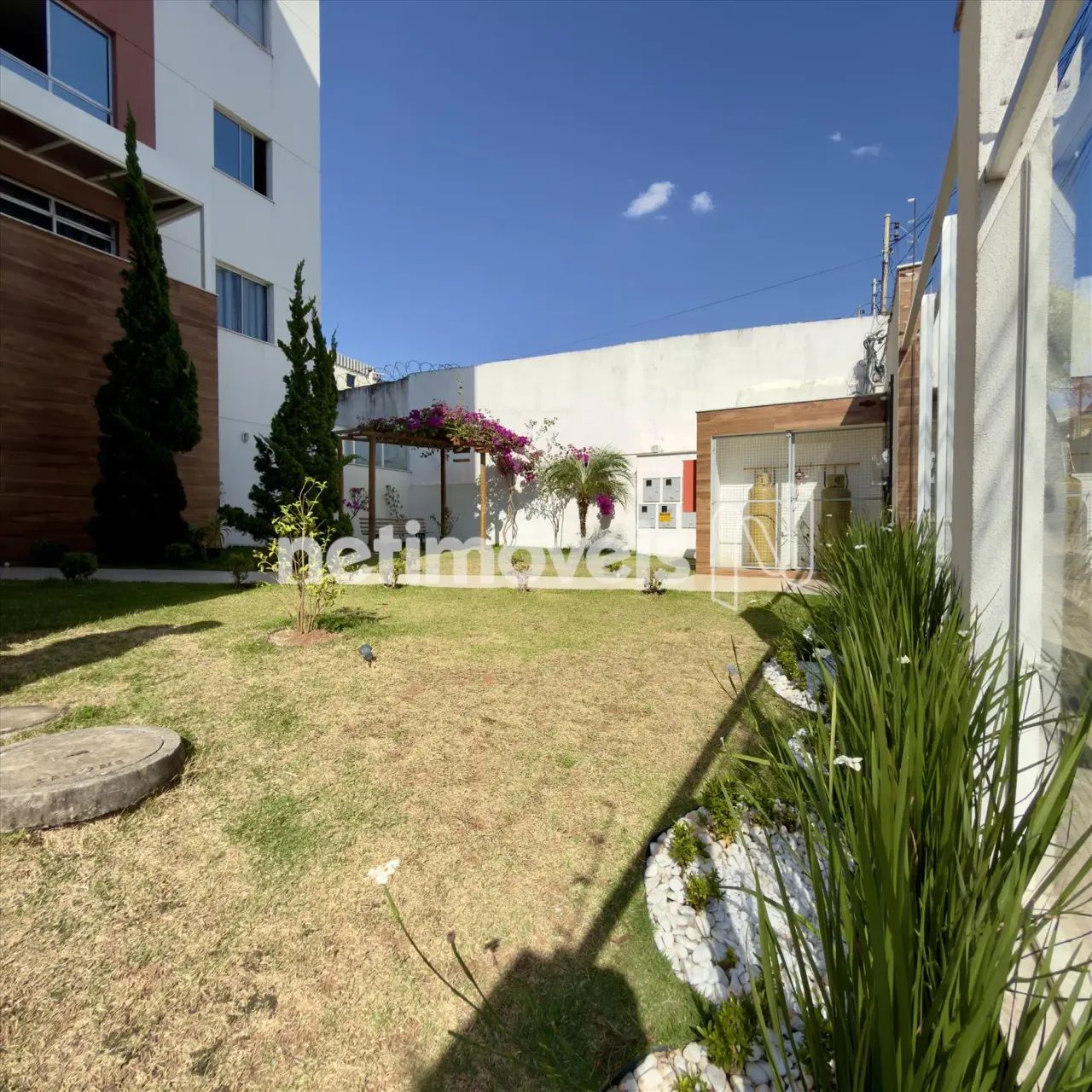 APARTAMENTO 2 QUARTOS COM SUÍTE - ÁREA PRIVATIVA !! - Foto 2
