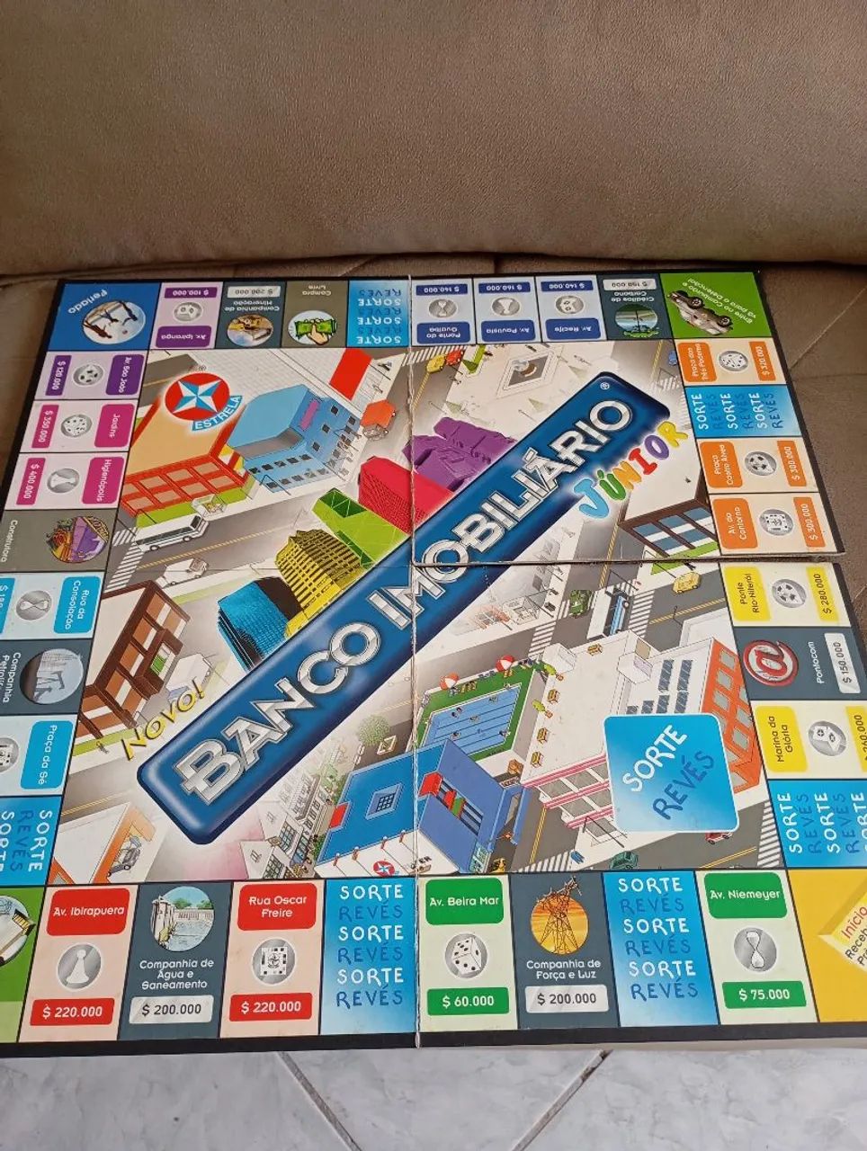 Banco Imobiliário Júnior jogo de tabuleiro  - Foto 2