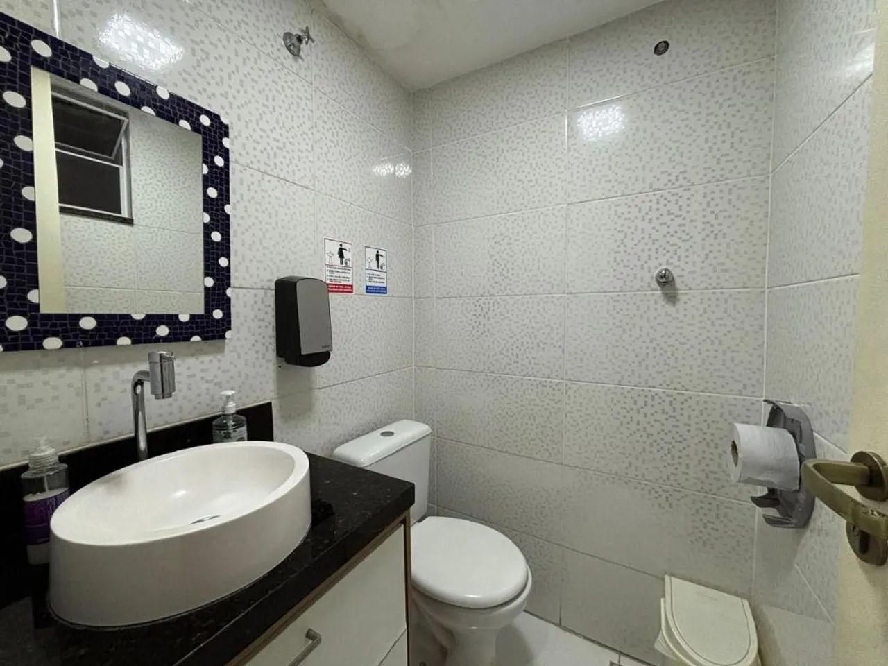 Casa Comercial para Venda e Locação em região Central. - Foto 2