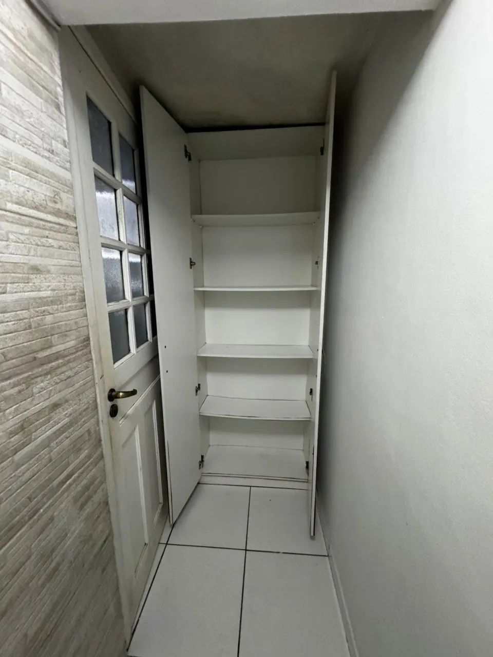 Kitnet mobiliada para alugar - Atrás do Floripa shopping  - Foto 2