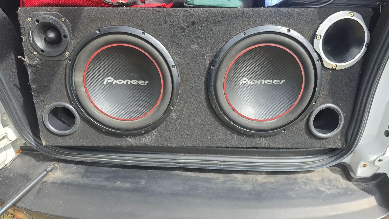 Som automotivo