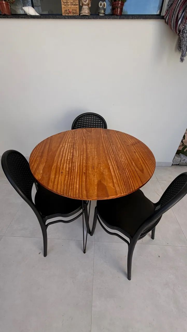Lindo conjunto de mesa e três cadeiras para sua varanda - Foto 4
