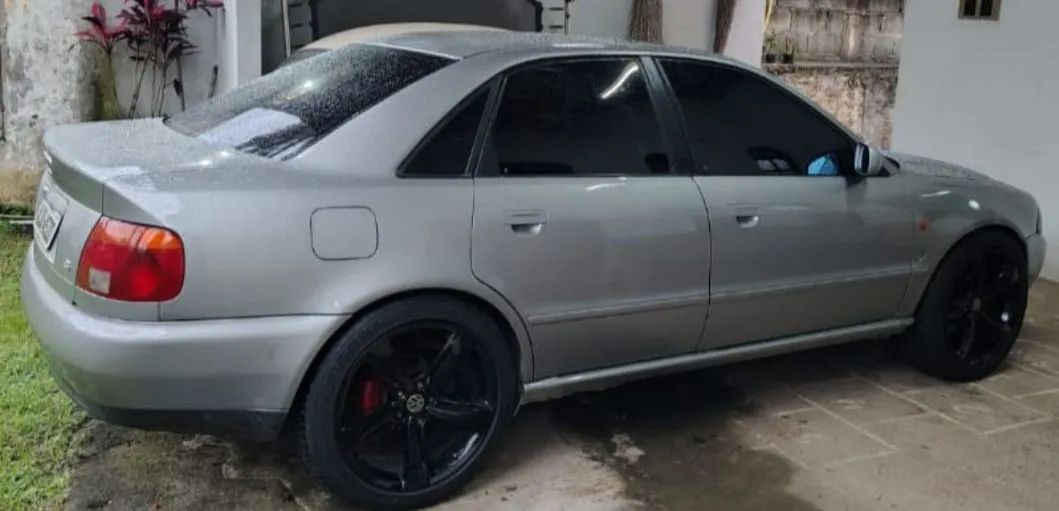 Audi A4 1.8 Mec. 1996 - Foto 5