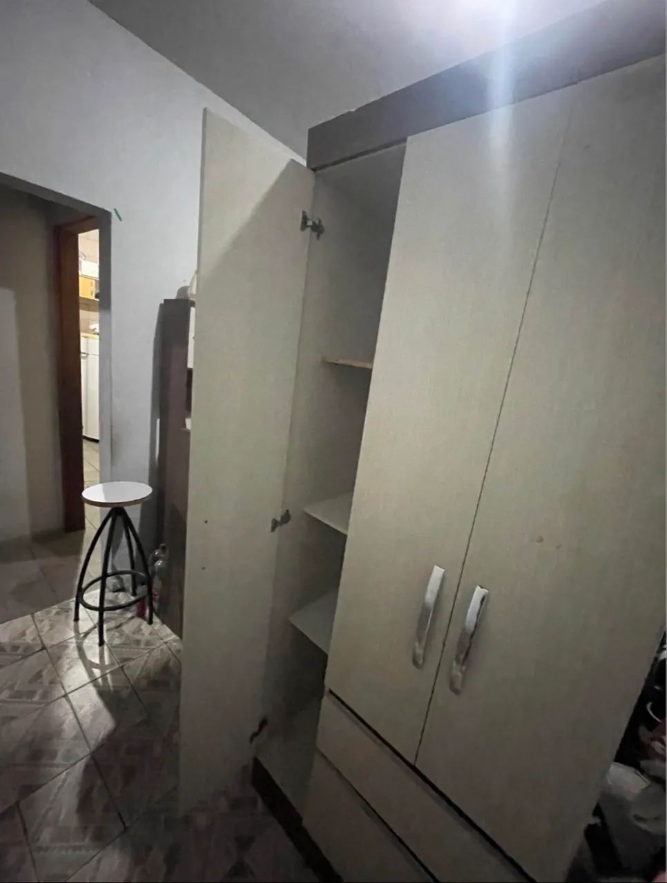 Guarda-roupas de solteiro - Foto 5