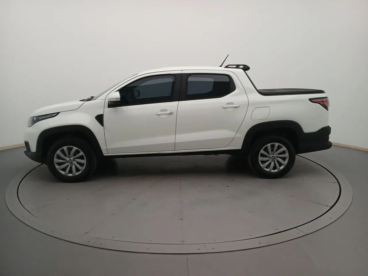 Fiat Strada Freedom 1.3 Flex 8V CS Plus 2024 - Foto 2
