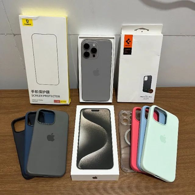 iPhone 15 Pro Max 512GB com Caixa, NF e Acessórios