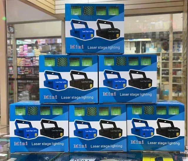 Mini Laser Stage Lighting Original Projetor Holográfico Luz De Festa, entregamos - Foto 2