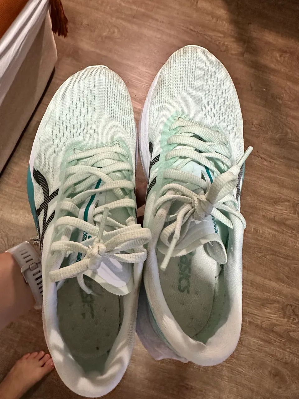 Tênis asics magic speed 