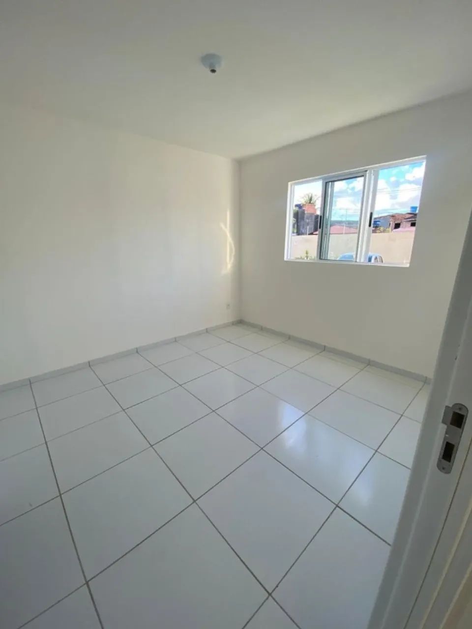 Apartamento térreo com varanda ao lado do shopping Pátio - Cond. Jardim Maceió. - Foto 6