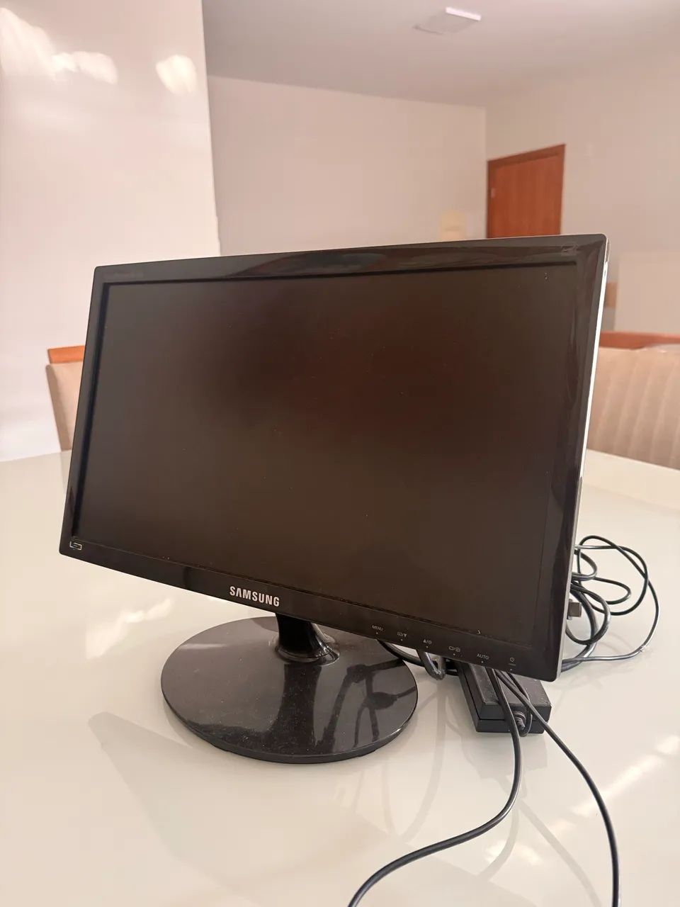 Monitor Samsung 18.5?