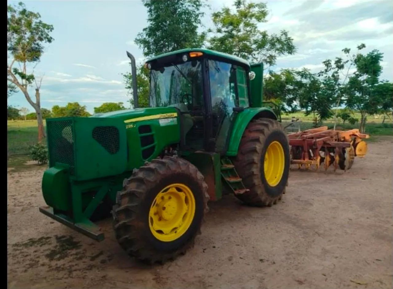 Jhon Deere 6125J 1800h