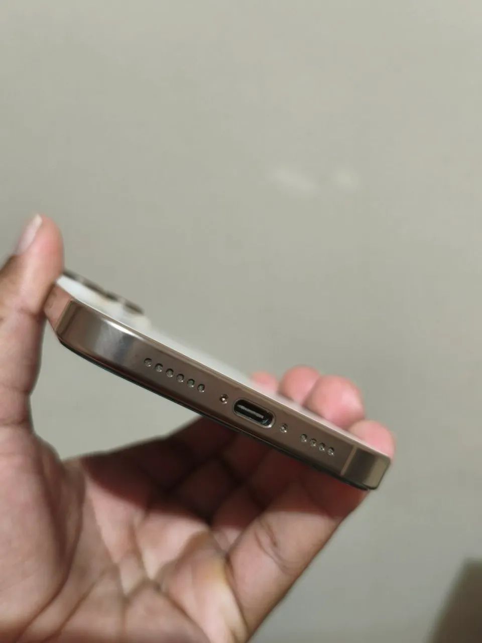 iPhone 16 pro Max 256 - Foto 5
