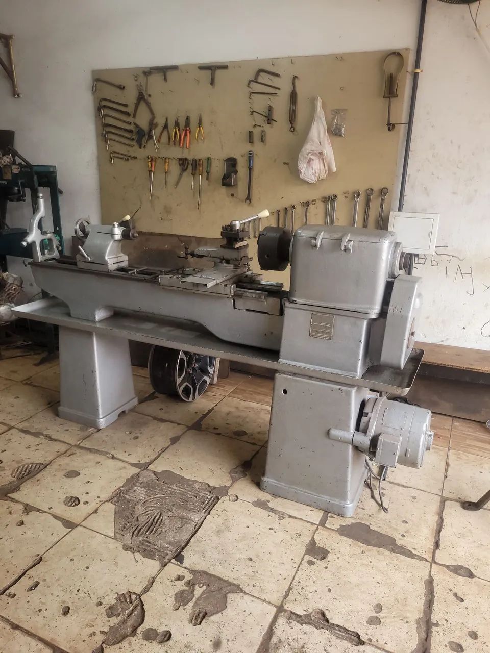 Vendo torno mecânico imor 