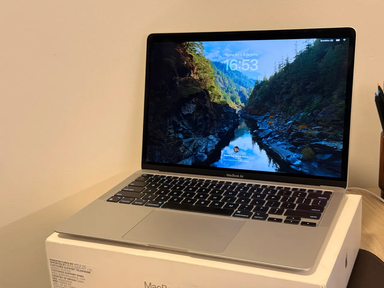 macbook air 13 2020