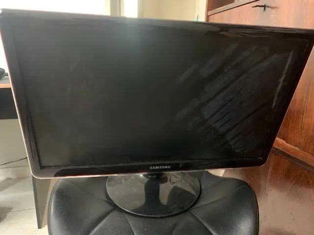 Monitor Samsung 23 Polegadas - Com defeito (liga, mas nao mostra imagem colorida)