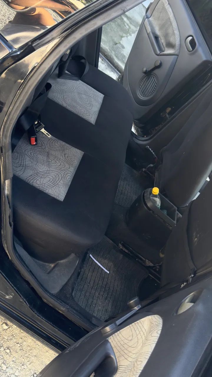 Ford Fiesta Fiesta Sed. 1.6 8V Flex 4p 2010