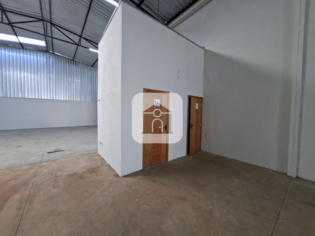 Galpão comercial para locação no bairro Brasil - Foto 5