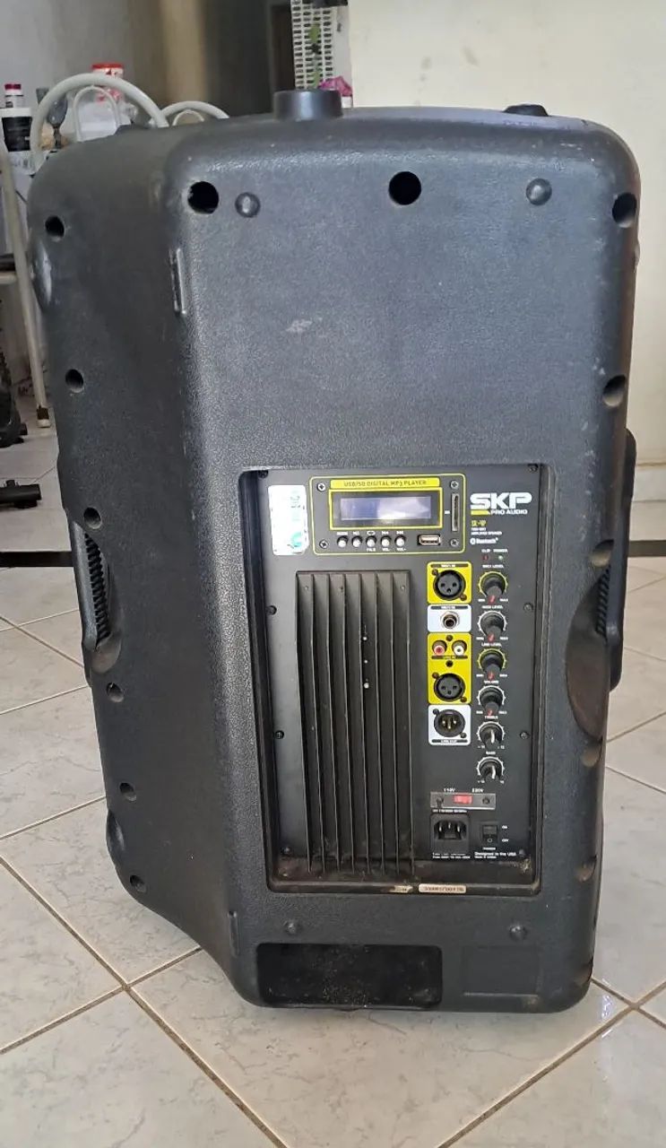 DUAS CAIXAS DE SOM PROFISSIONAL ATIVAS  - Foto 2