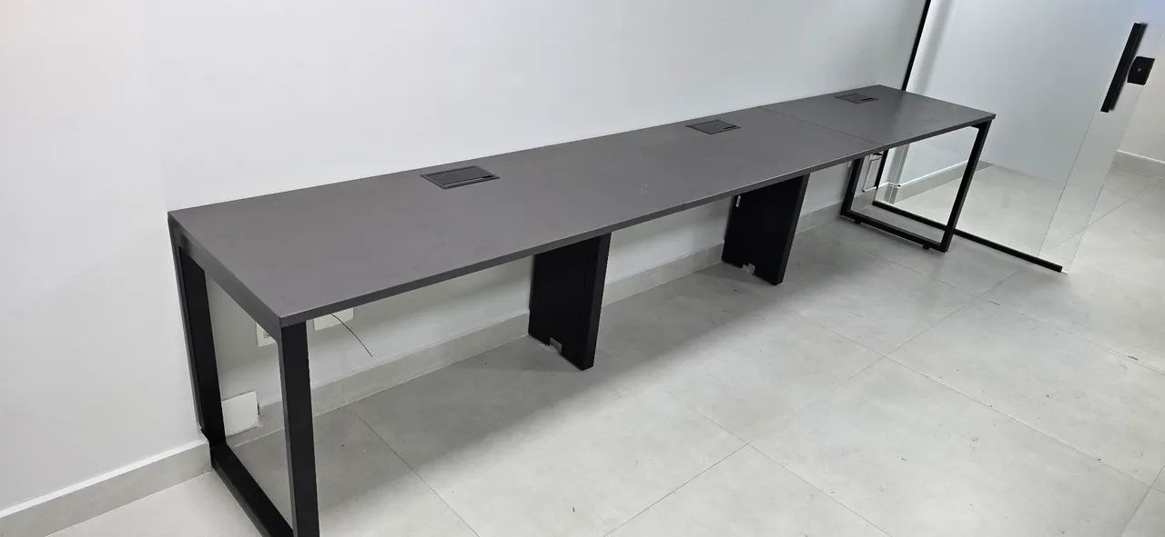 Mesa/bancada de escritório