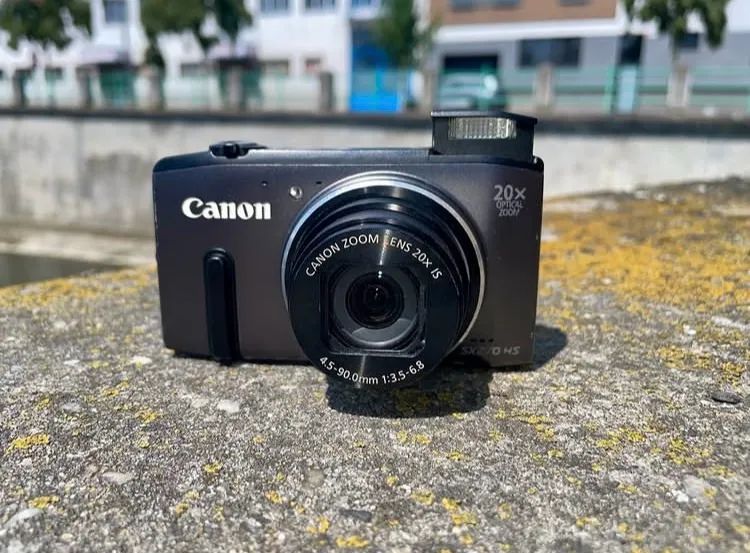 Camera Canon powershot sx270hs