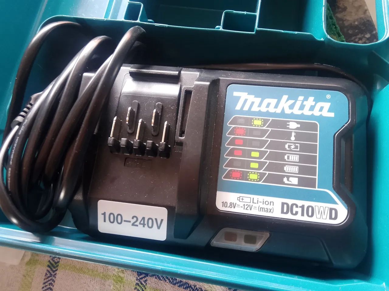 Parafusadeira Makita 12v - Foto 3