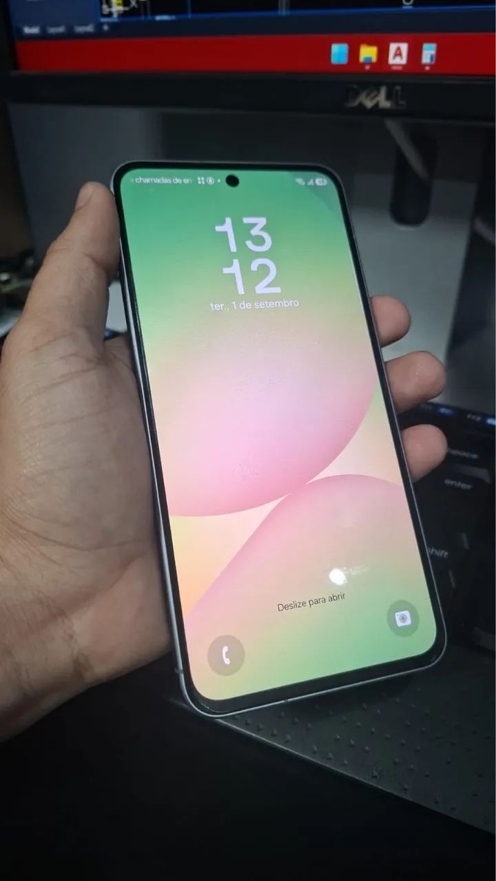 Vendo celular semi novo Samsung a 56 - Foto 2