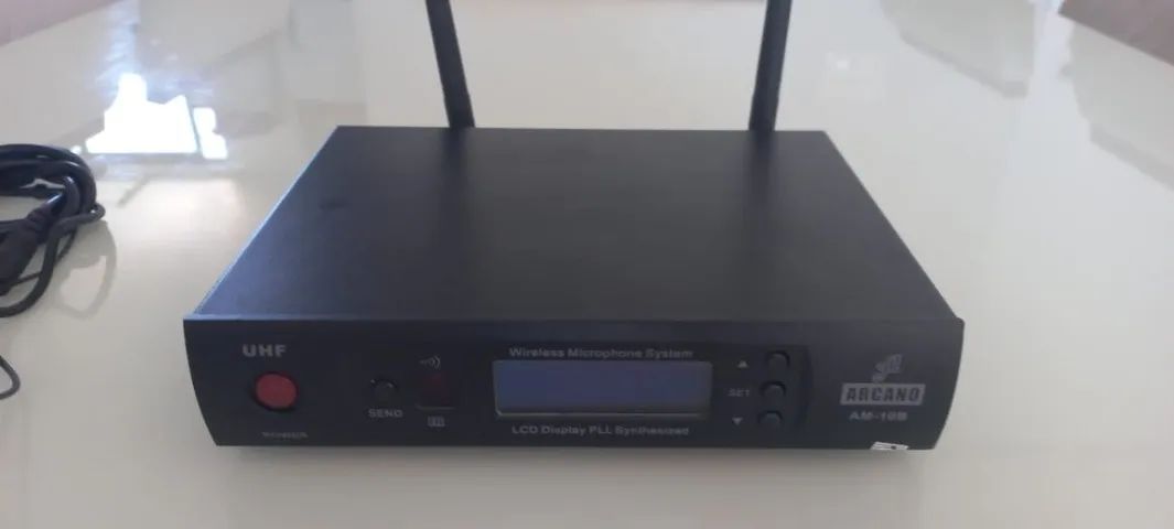 Microfone Sem Fio UHF Arcano AM-10B com Headset - Excelente Estado