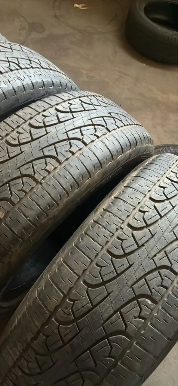 Pneus 255/55 R20