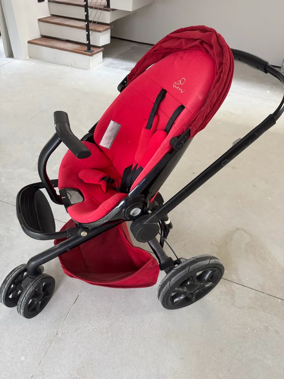 Carrinho de bebê Quinny Mood Vermelho - Foto 3